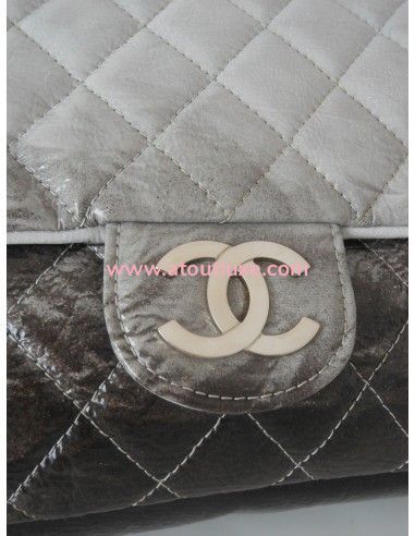 SAC CHANEL GRAND MODÈLE "TIE AND DYE" SAC CHANEL GRAND MODÈLE "TIE AND DYE"
