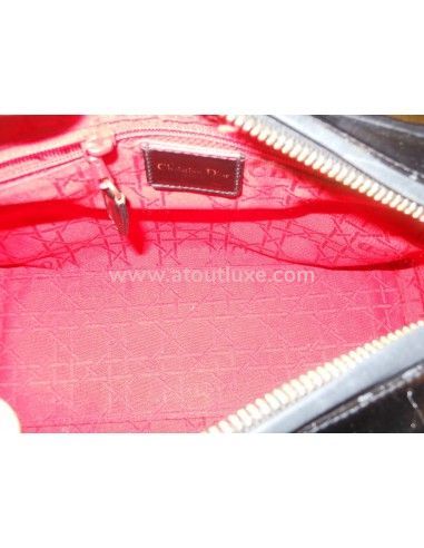 SAC LADY DIOR NOIR VERNI MEDIUM  SAC LADY DIOR NOIR VERNI MEDIUM