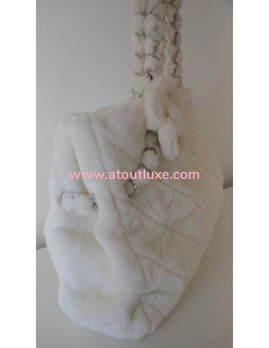 SAC CHANEL FAUSSE FOURRURE CAMELIA SAC CHANEL FAUSSE FOURRURE CAMELIA