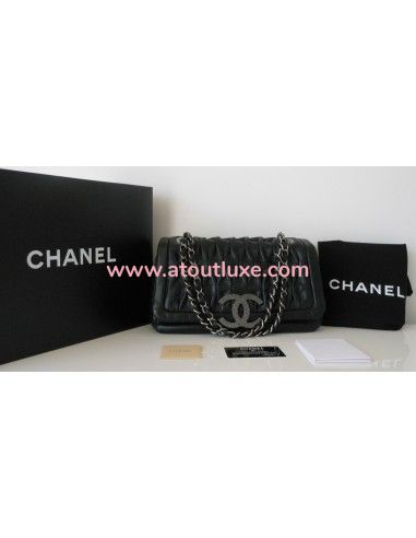 SAC CHANEL MADEMOISELLE NOIR GRAND... SAC CHANEL MADEMOISELLE NOIR GRAND...