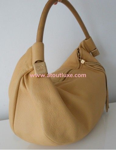 PETIT SAC CHANEL BEIGE PETIT SAC CHANEL BEIGE