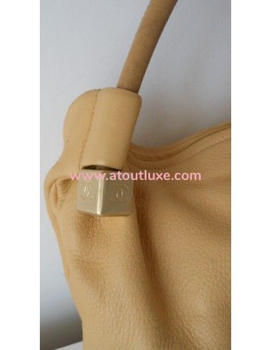 PETIT SAC CHANEL BEIGE PETIT SAC CHANEL BEIGE