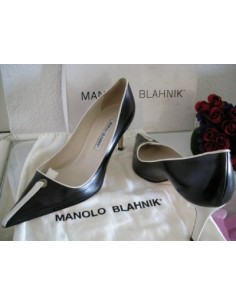 ESCARPINS CHAUSSURES MANOLO... 2