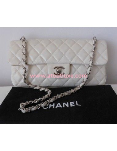 SAC CHANEL TIMELESS BAGUETTE BLANC 