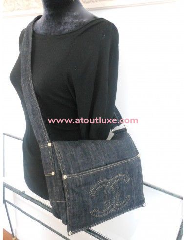 PETITE BESACE CHANEL EN JEAN PETITE BESACE CHANEL EN JEAN