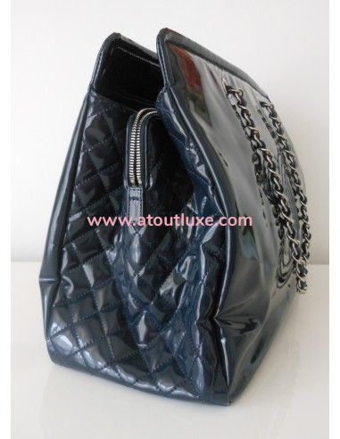 SAC CABAS CHANEL XXL BLEU FONCE SAC CABAS CHANEL XXL BLEU FONCE