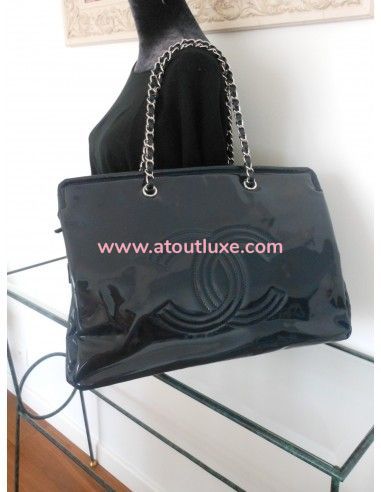 SAC CABAS CHANEL XXL BLEU FONCE SAC CABAS CHANEL XXL BLEU FONCE