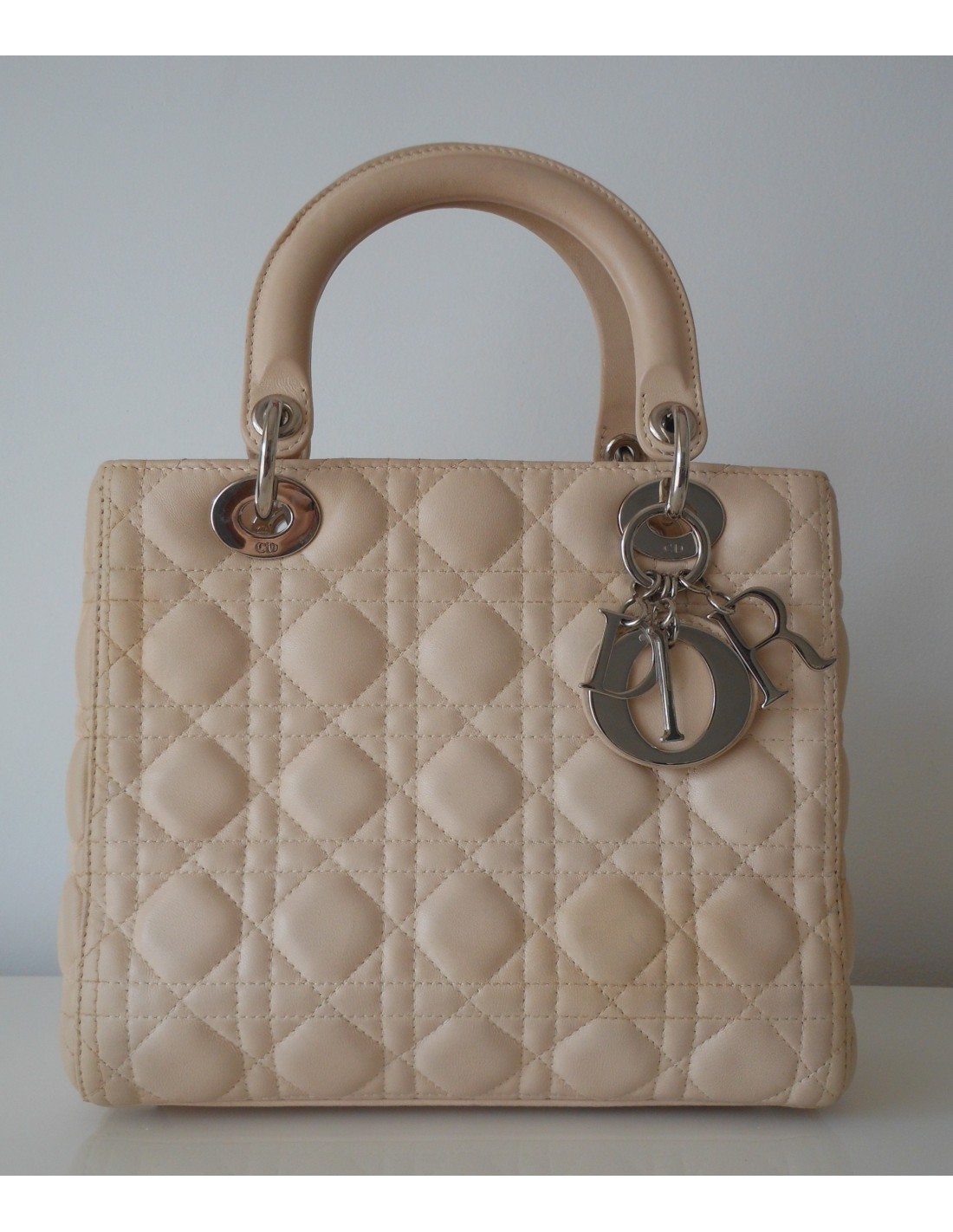 dior medium beige