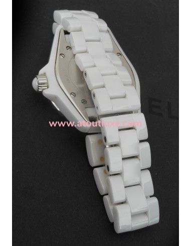 MONTRE CHANEL J12 33mm BLANCHE MONTRE CHANEL J12 33mm BLANCHE