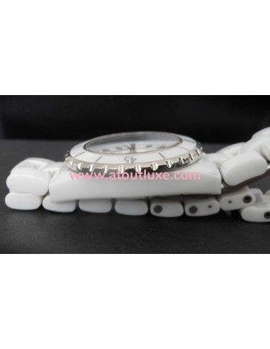 MONTRE CHANEL J12 33mm BLANCHE MONTRE CHANEL J12 33mm BLANCHE