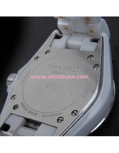 MONTRE CHANEL J12 33mm BLANCHE MONTRE CHANEL J12 33mm BLANCHE