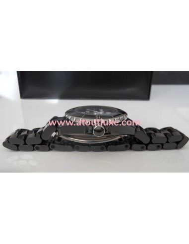 MONTRE CHANEL J12 33mm NOIRE MONTRE CHANEL J12 33mm NOIRE